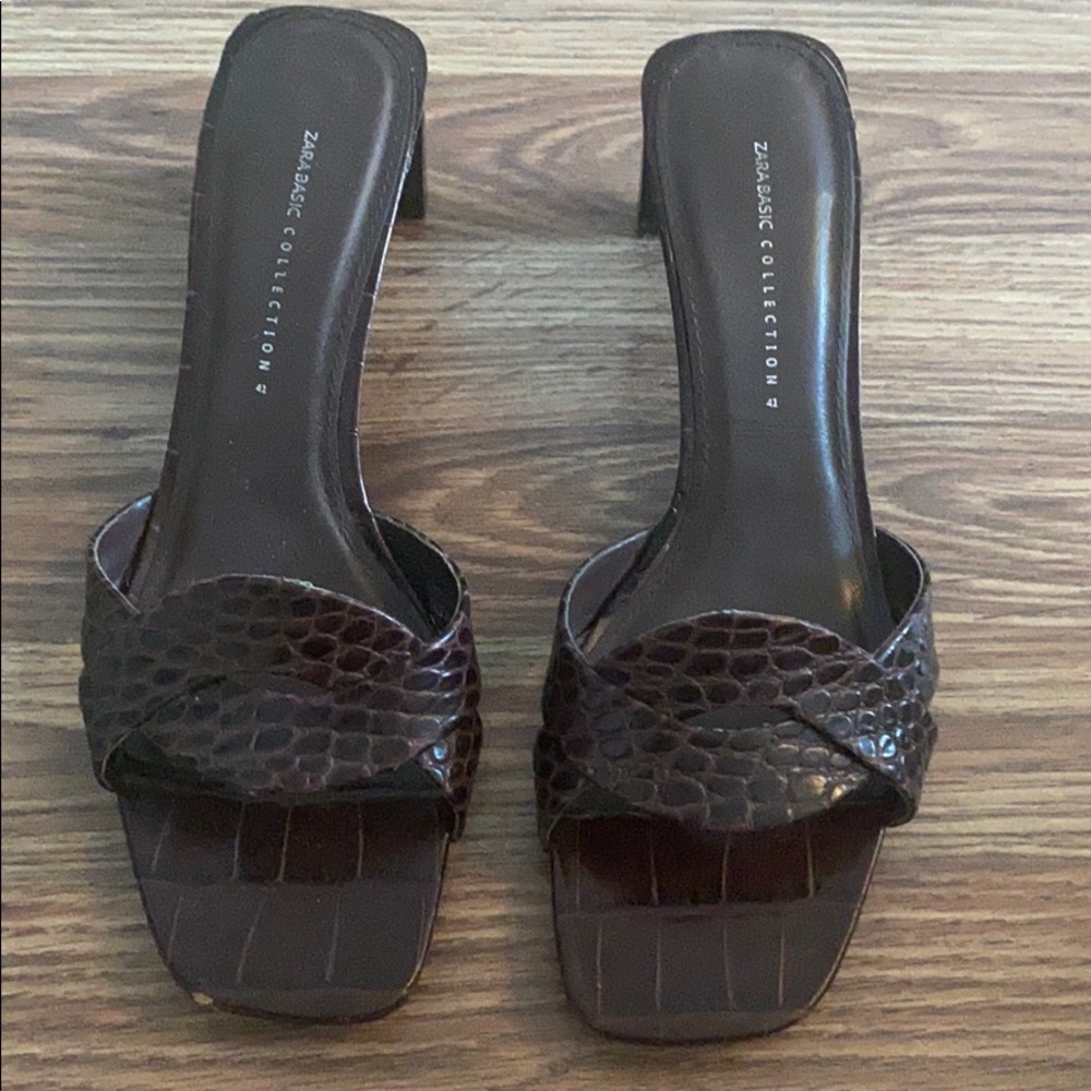 Zara Basic Collection - Embossed Crock Mule - image 1